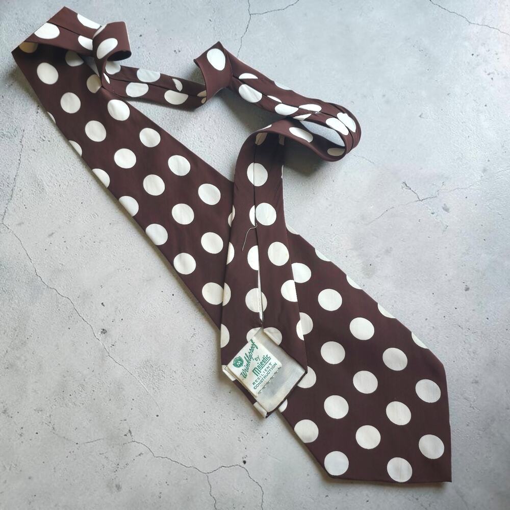 VTG 40s Majestic Wrinkleproof Wide Brown White Polka Dot Swing Necktie 52 x 4.75
